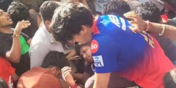 Bengluru Stampade : आरसीबीच्या विजयी मिरवणुकीत चेंगराचेंगरी, २ जणांचा मृत्यू झाल्याची भिती