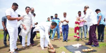 कौडगाव टेक्निकल टेक्स्टाईल पार्क : १६.५४ कोटींच्या पायाभूत कामांचा आमदार राणाजगजितसिंह पाटील यांच्या उपस्थितीत शुभारंभ