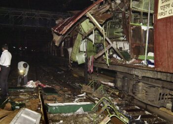 mumbai local blasts 2006
