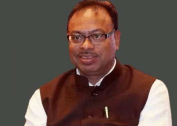 revenue minister bavankule at dharashiv