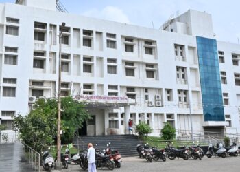 Dharashiv hodpital 350 health camp