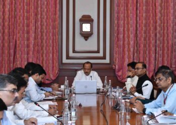 Speed ​​up the work of Beed to Parli railway line - Ajit Pawar