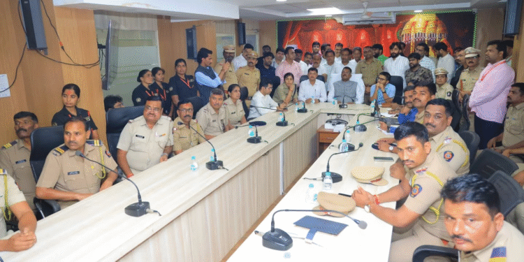 pratap sarnaik in meeting with shardiya navratrotsav