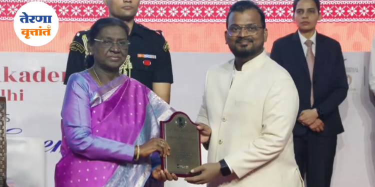 तुळजापूरच्या सिद्धार्थ शिंगाडेंच्या कलेला राष्ट्रीय सन्मान!